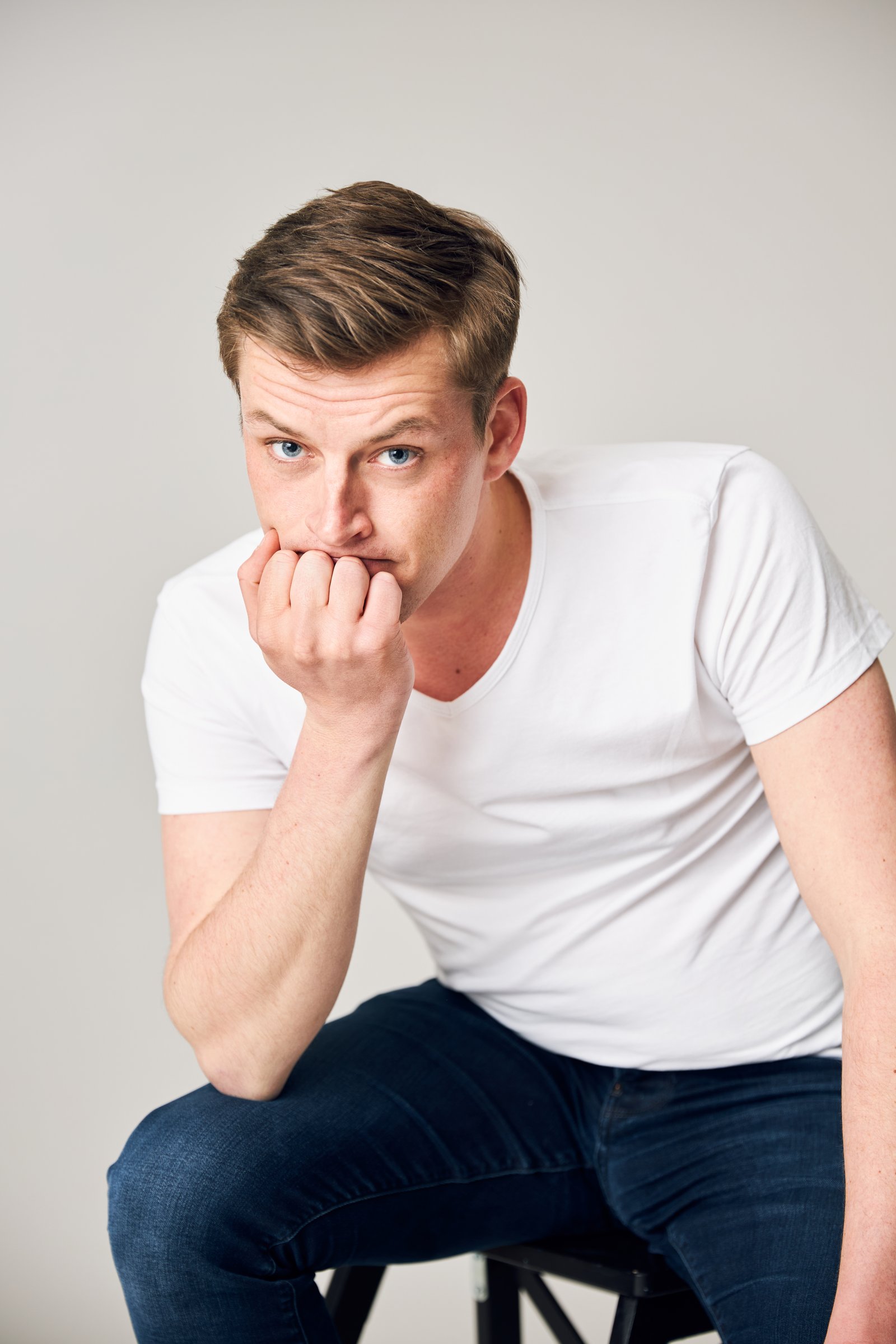 Bram Wikkerink — castingfoto, komische look