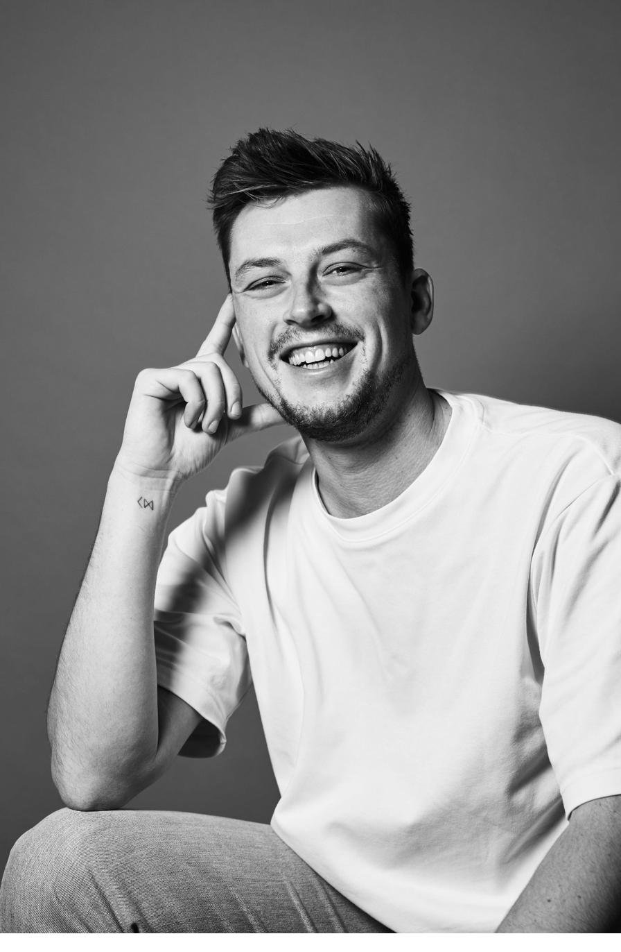 Portretfoto Bram Wikkerink, Fractional CFO en Deal Advisor in Amsterdam